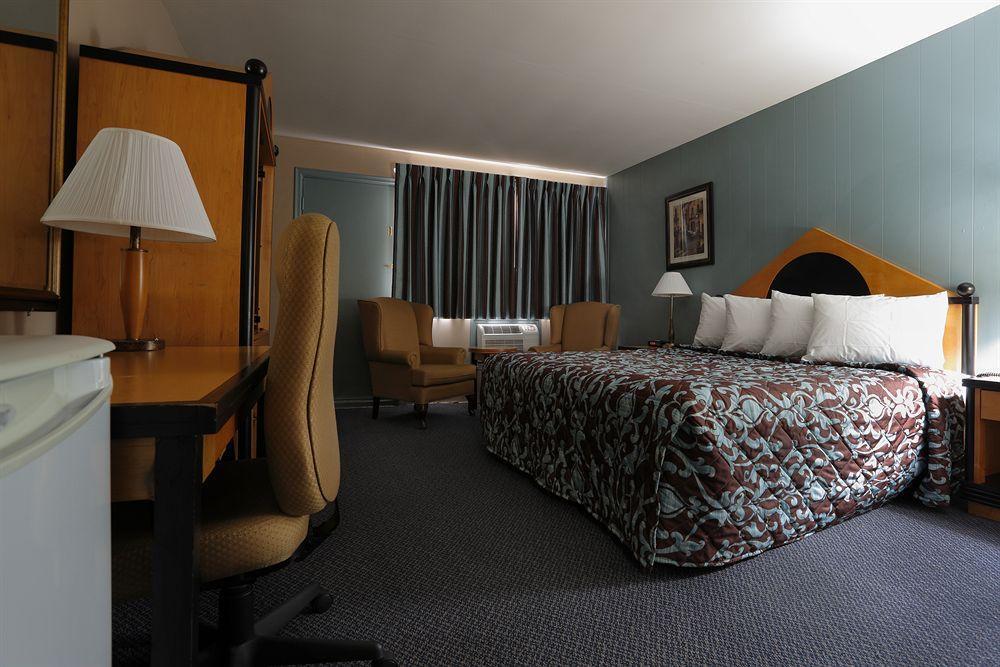 Belmont Inn Sudbury Eksteriør bilde